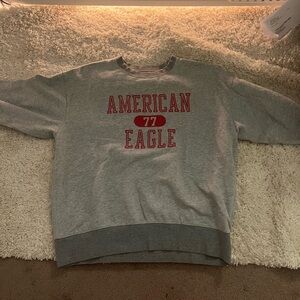 Small Women’s American Eagle Outfitters Gray Crewneck Sweater